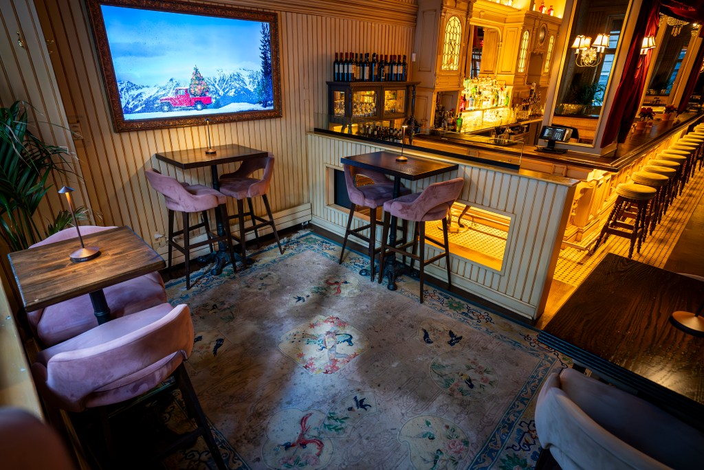 The Ivory Peacock Chelsea NYC Venue for Corporate Happy Hours